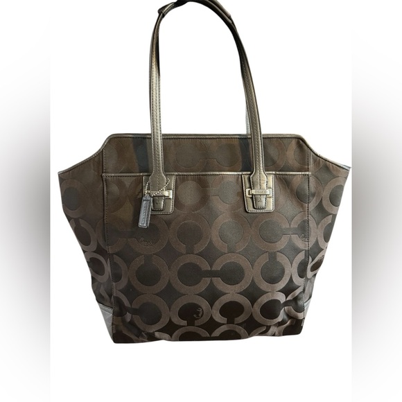 Coach Handbags - Coach Signature Tote Bag | Very Good Condition
